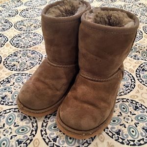 Uggs kids size 10
